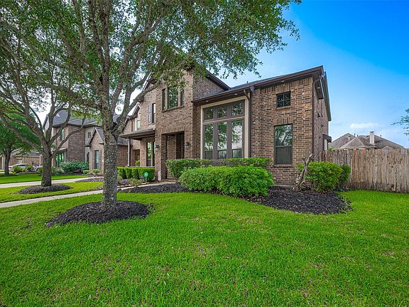 3rd image of 3302 Antelope Creek Lane