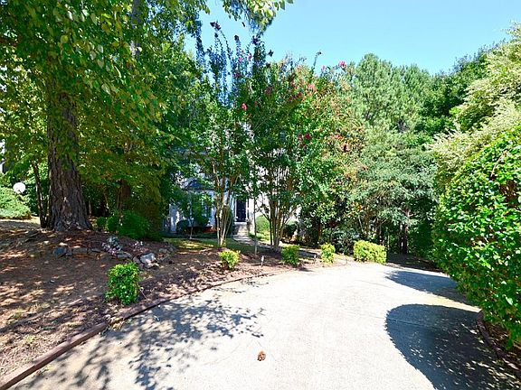4th image of 120 Windsor Creek Dr
