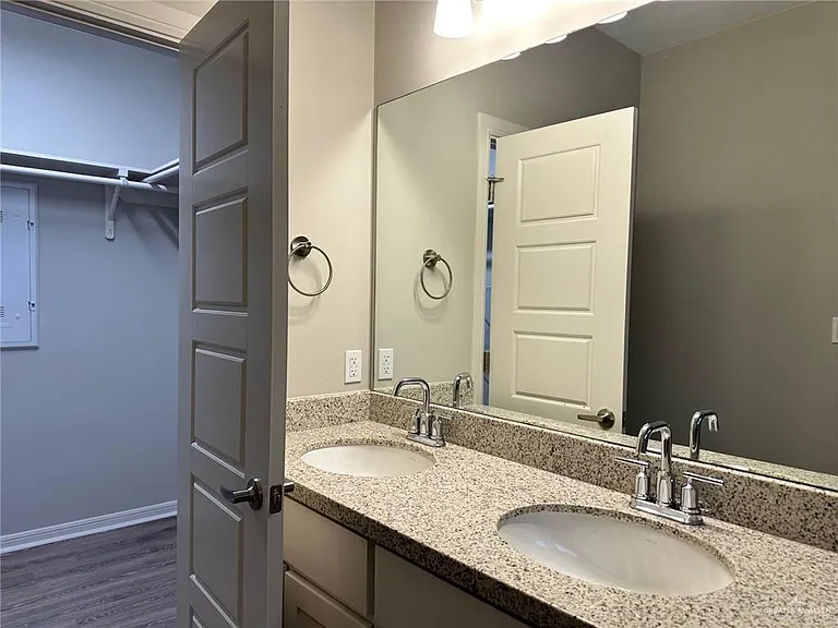 1313 Xavier Ave — Photo 15