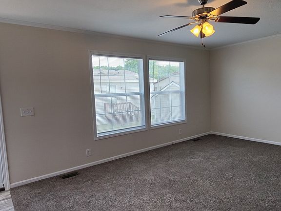 4th image of 3951 Bentwood Cir W #299