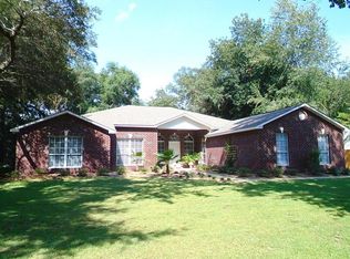 376 Waterview Cove Dr, Freeport, FL 32439