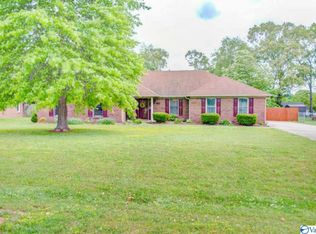 106 Brookhaven Ln, Harvest, AL 35749
