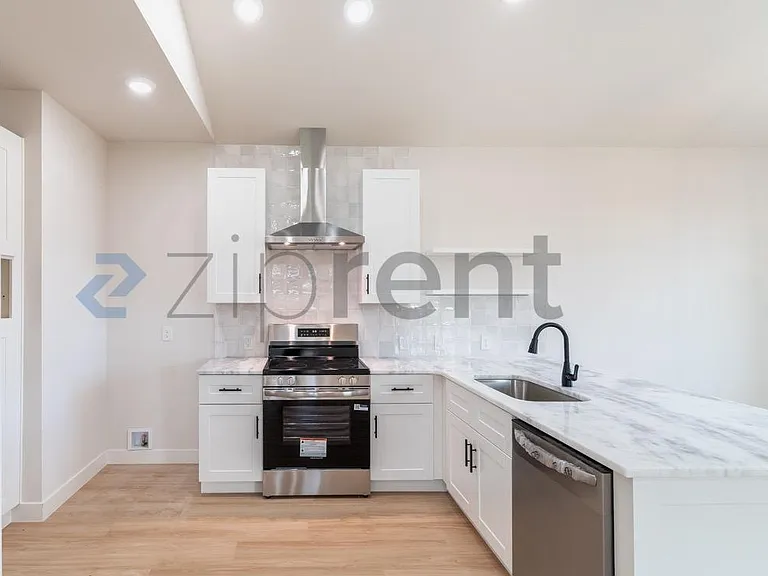 306 Avenue P #A — Photo 9