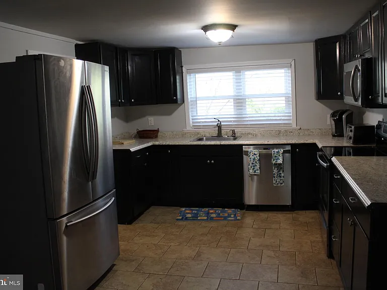 116 Greenbank Rd — Photo 5