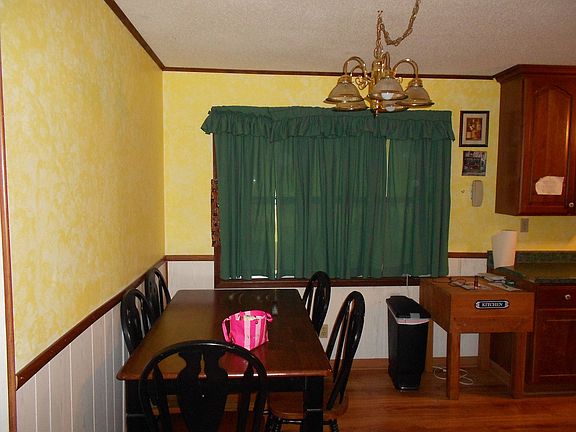 4th image of 3505 Murrell Dr