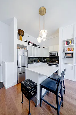 Sold by SERHANT. | media 3