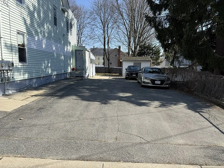 16 Hudson St #1 — Photo 16