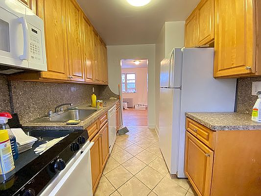 5th image of 224-21 64th Ave #B