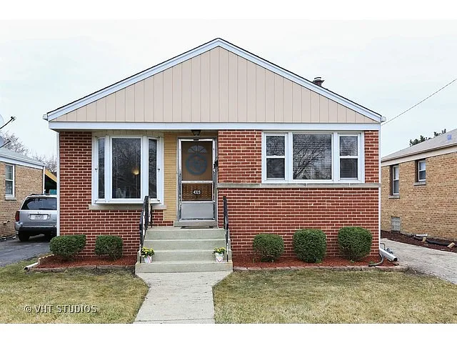 4323 Atlantic Ave photo 1