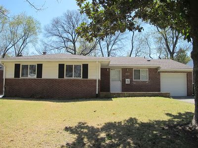 7456 Ahern Ave, Saint Louis, MO, 63130