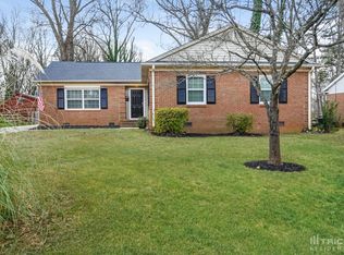 3410 Denson Pl, Charlotte, NC 28215