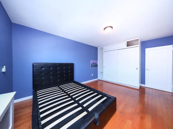 271 Bay 19th Street image 14 of 24