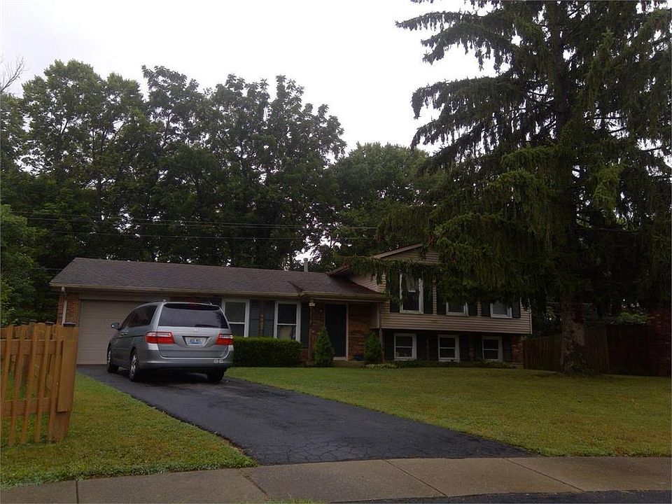1st image of 671 Dartmoor Dr