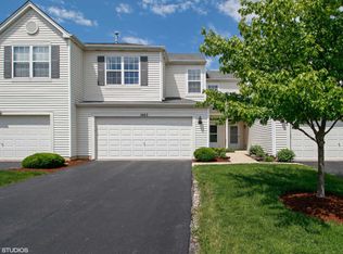 1063 Colonial Dr, Joliet, IL 60432