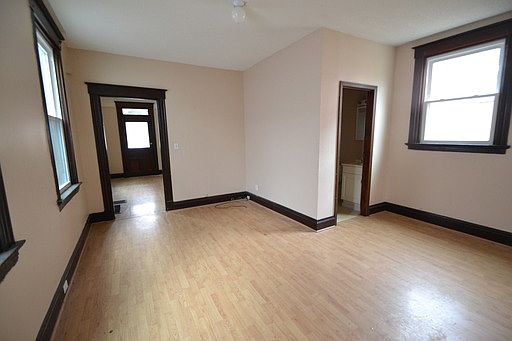 4th image of 1218 Gilsey Ave