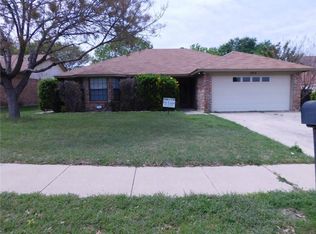 804 Arcadia St, Saginaw, TX 76179