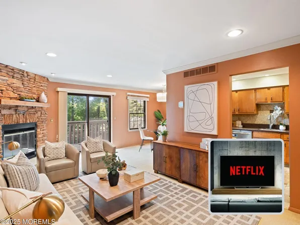 8 Hialeah, West Long Branch, NJ 07764