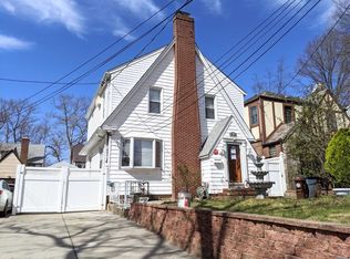 33-56 Utopia Pkwy, Flushing, NY