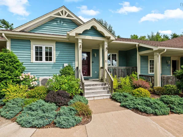 21 Millennium Dr, Chester, NS B0J 1J0