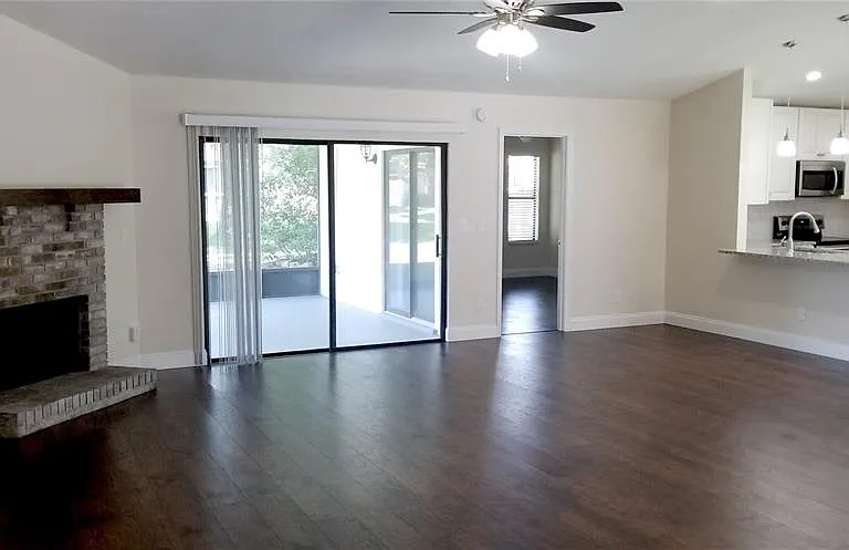 568 Carrigan Ave — Photo 3