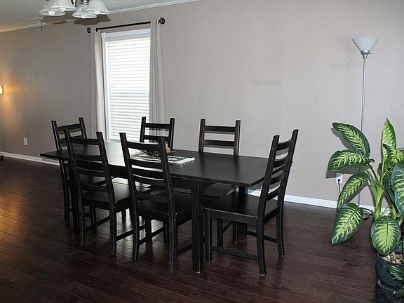 3rd image of 10823 Grace Dr