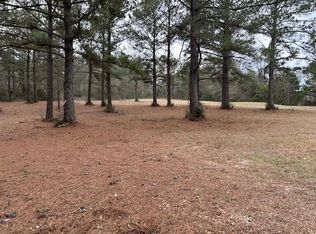 26585 Old Lake Rd, Mount Hermon, LA 70450