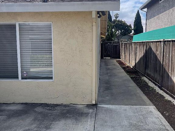 4th image of 4841 Delores Dr