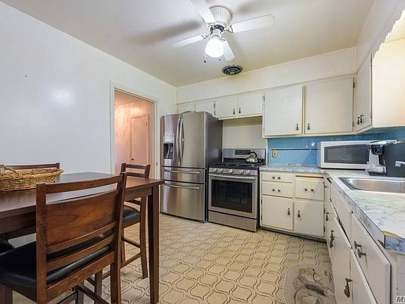 3rd image of 819 New St