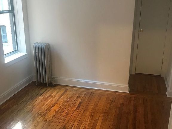 5th image of 165 Sherman Ave APT 3C