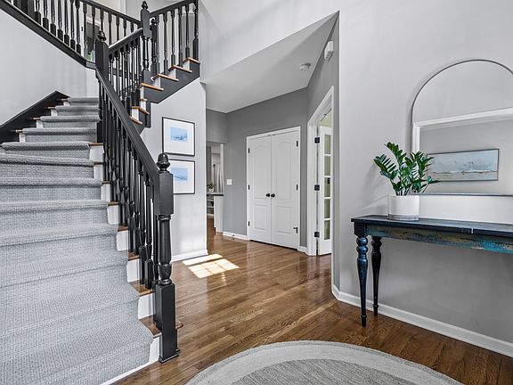 4th image of 11994 Creekstone Way