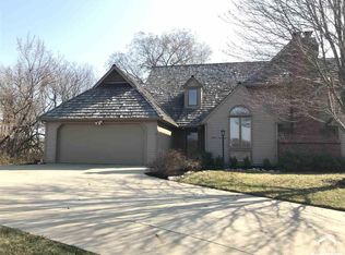 1900 Crossgate Dr, Lawrence, KS 66047