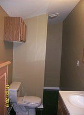5th image of 119 Franklin Ave