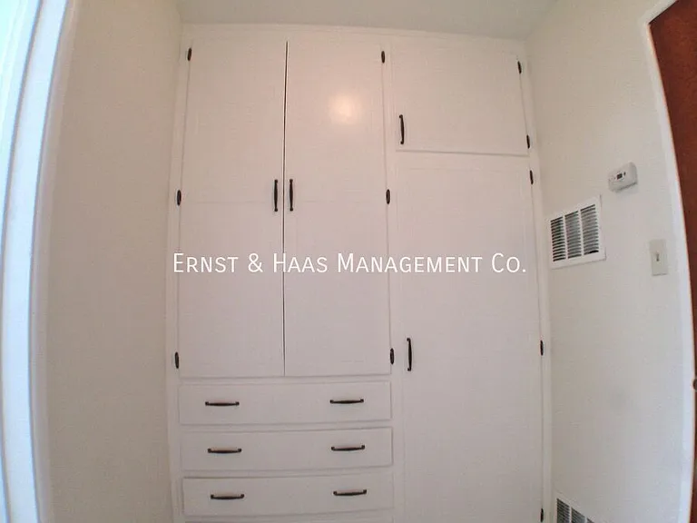 2735 E Broadway #3 — Photo 10
