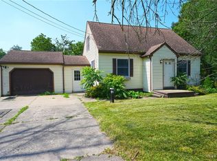 12696 Creek Rd, Sardinia, NY 14134