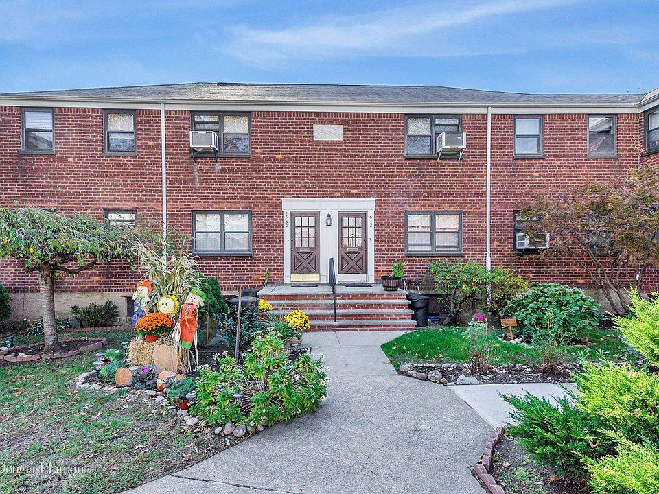 1st image of 16-28 163rd St #6354
