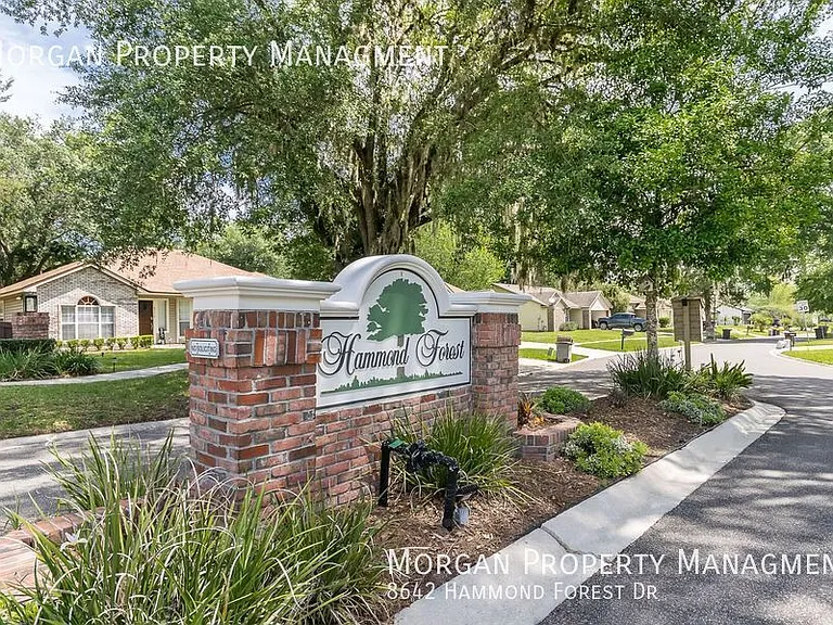 8642 Hammond Forest Dr — Photo 17