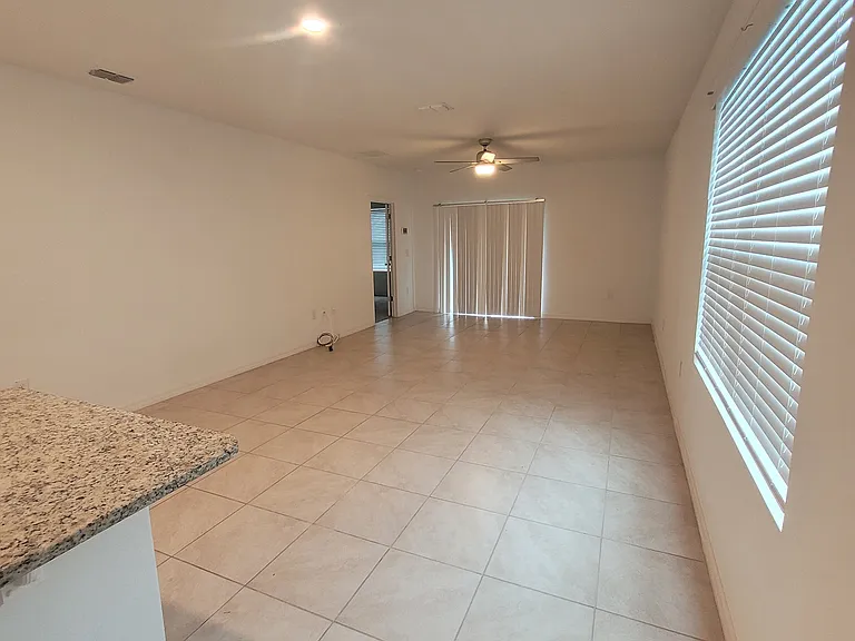 217 Duke Dr — Photo 31