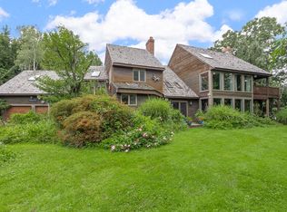 210 Washington St, Sherborn, MA 01770
