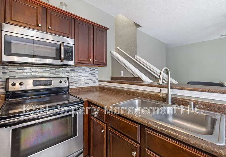 13 Orchid Ln — Photo 16