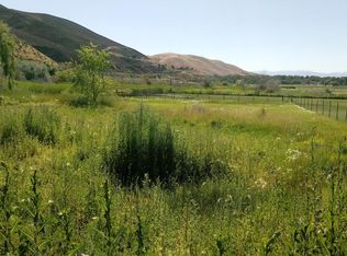 4205 Thorp Rd, Moxee, WA 98936