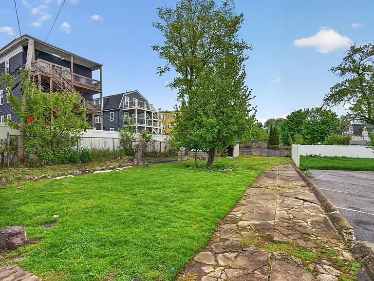 64 Topliff St #3 — Photo 35