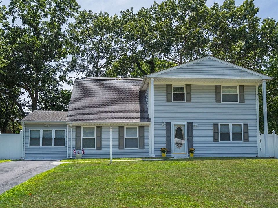 12 Marcy Drive, Mount Sinai, NY 11766 Zillow