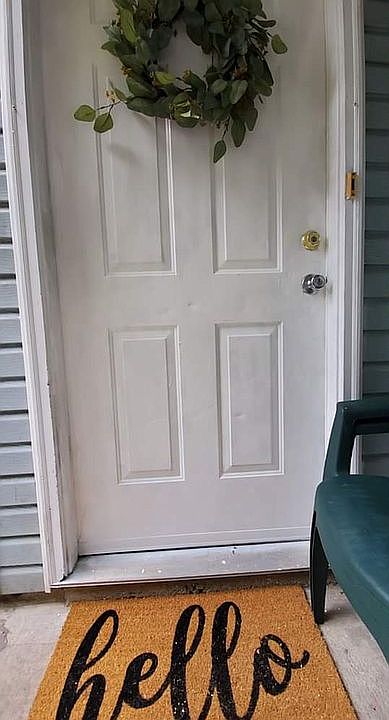 1st image of 2502 W Lloyd St