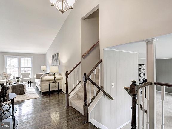 5th image of 5801 New England Woods Dr