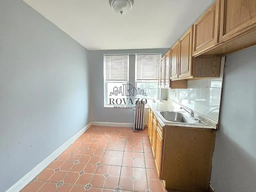 2 bed, $1,750 — Photo 2