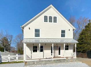 6 Chestnut St, Darien, CT 06820