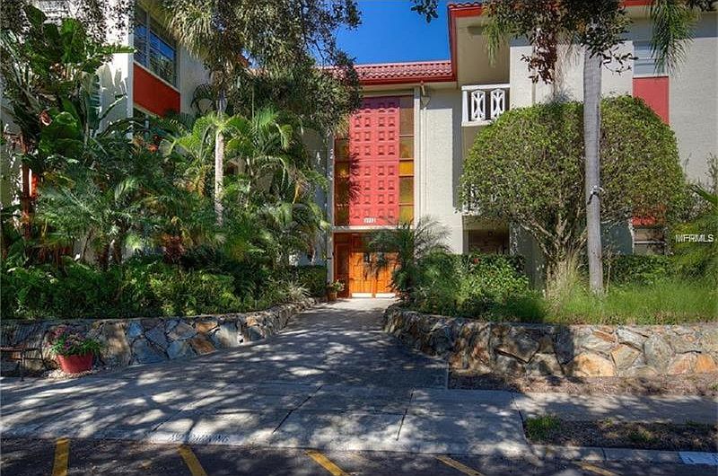 1st image of 1012 Pearce Dr Unit 309