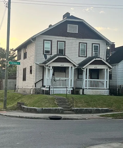 418 S Terrace Ave — Photo 1