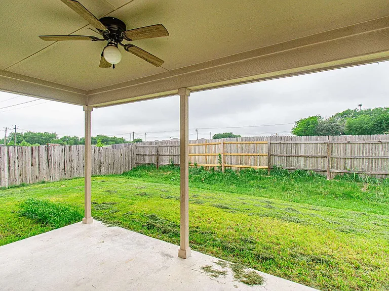 5409 Rimes Ct — Photo 24