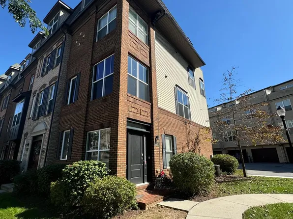 1422 Wheyfield Dr, Frederick, MD 21701